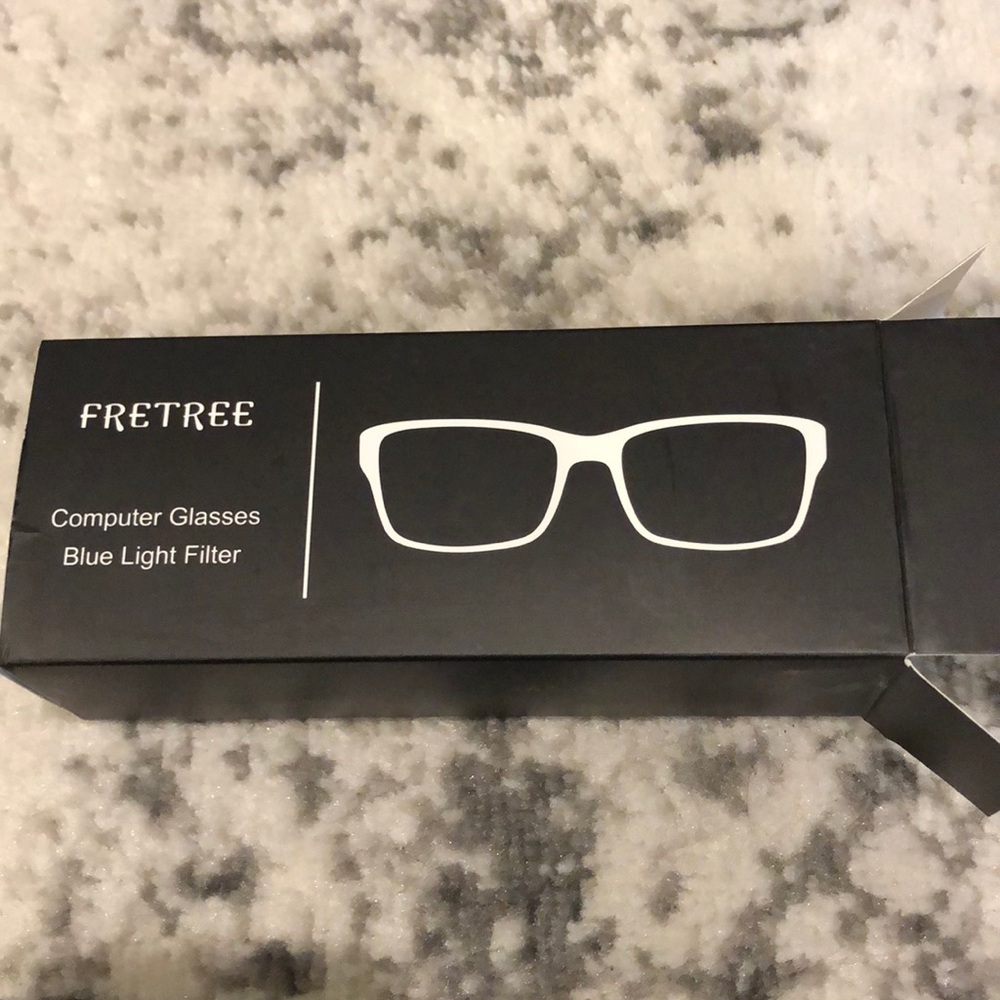 Selling blue light computer glasses.